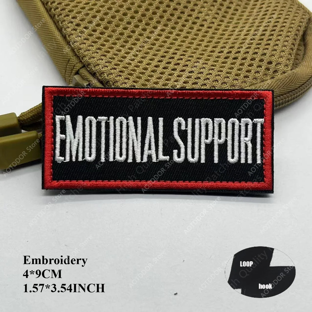 Therapy Rescue The SERVICE DOG Do Not Pet in Training Workong Pet Guide Dogs Do Not Touch Embroidery Patches Emblem Badge Hook