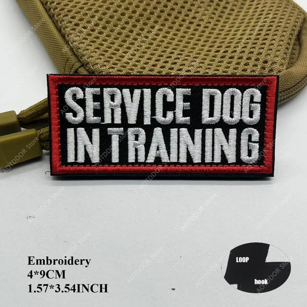 Therapy Rescue The SERVICE DOG Do Not Pet in Training Workong Pet Guide Dogs Do Not Touch Embroidery Patches Emblem Badge Hook