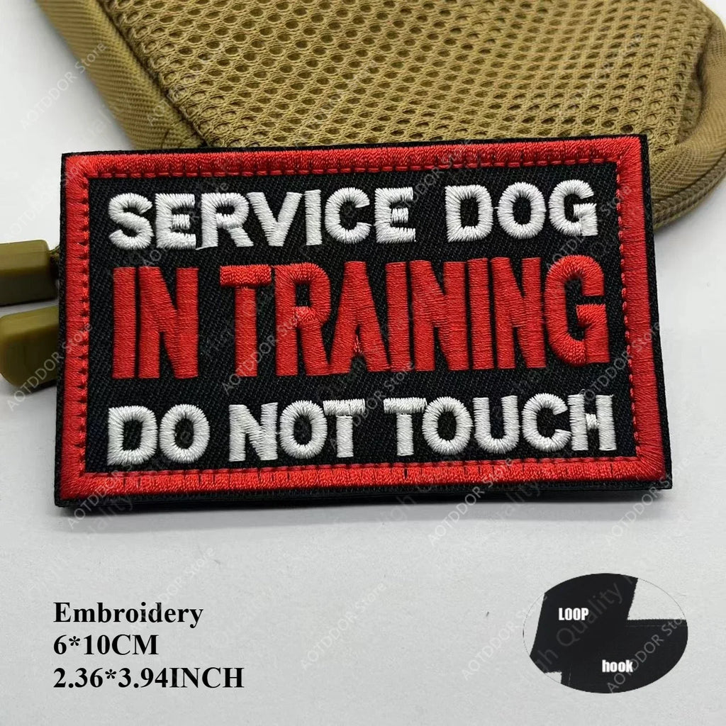 Therapy Rescue The SERVICE DOG Do Not Pet in Training Workong Pet Guide Dogs Do Not Touch Embroidery Patches Emblem Badge Hook